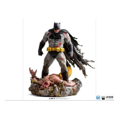 Batman dark knight batman diorama 38cm