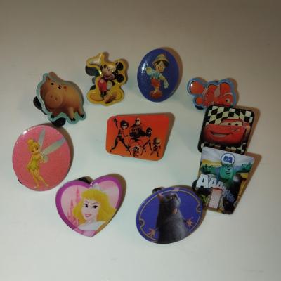 Disney lot 10 pin s mix disney edition carrefour 2010 lot n 26 occasion