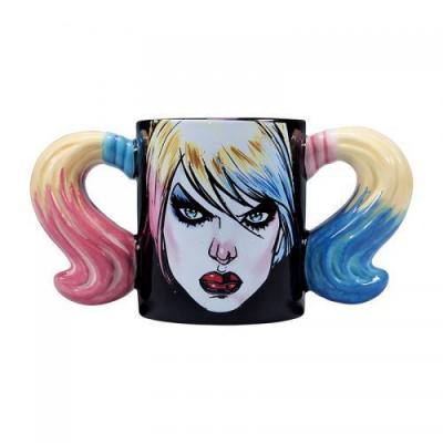 Harley quinn love stinks mug 3d