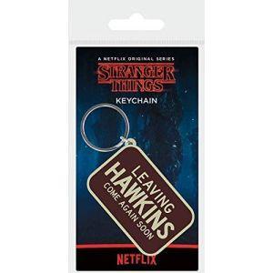 Stranger things leaving hawkins porte cles en caoutchouc