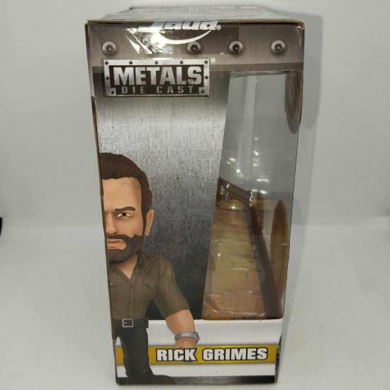 The walking dead metal die cast figurine 10 cm rick grimes 3